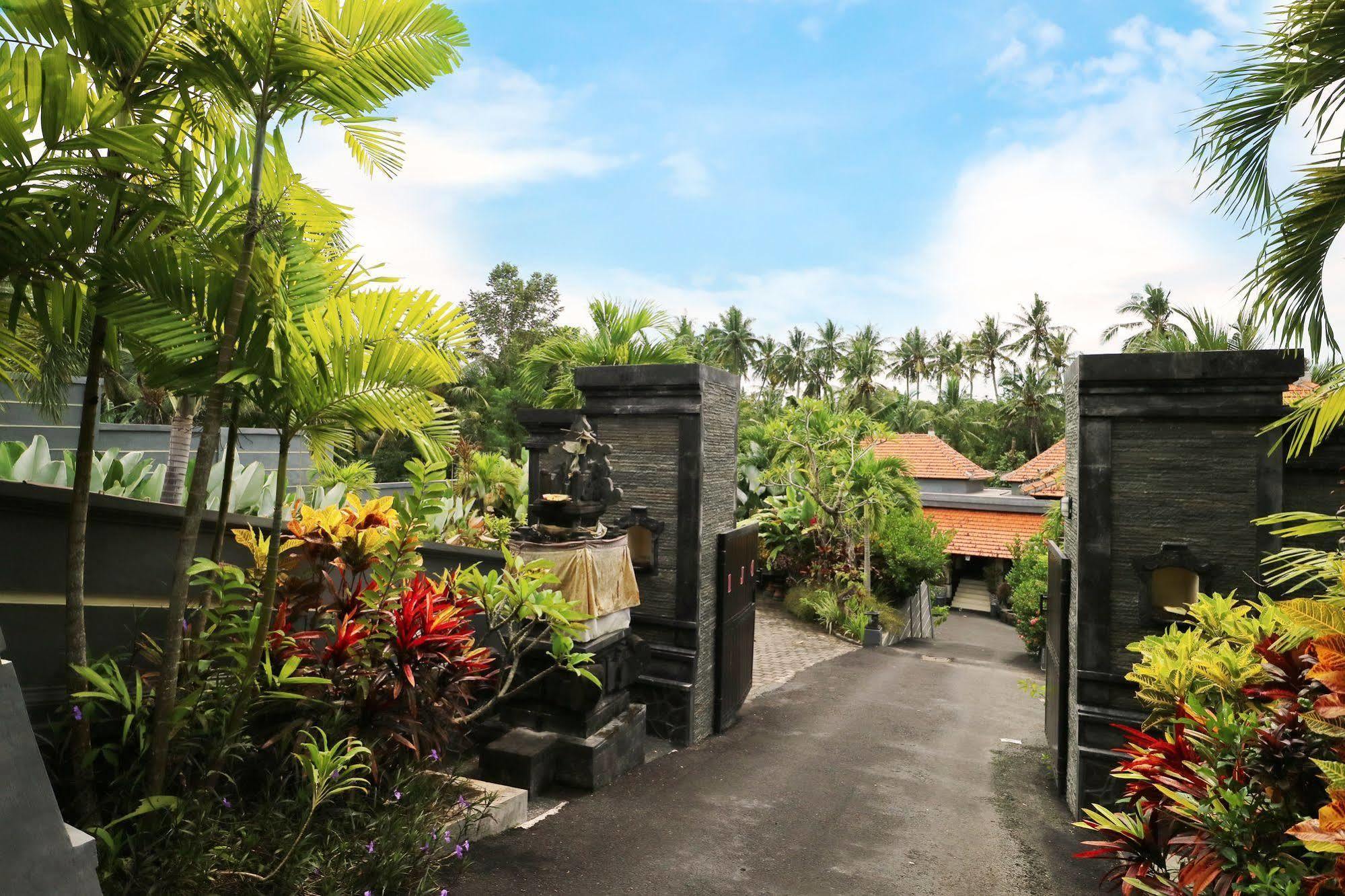 Oyo 91925 Ijo Eco Lodge Hotel Mengwi Exterior photo
